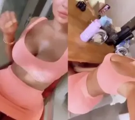 Kylie and Stassie in the same outfit