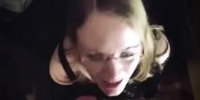 German Amateur Cumslut gets nice facial