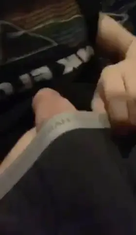 19 show some love if you stopped scrolling 😳