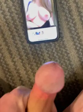 Dad away on business. Can’t sleep tribute.