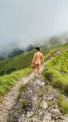 Wild and naked 🍑 One of my best experiences ⛰