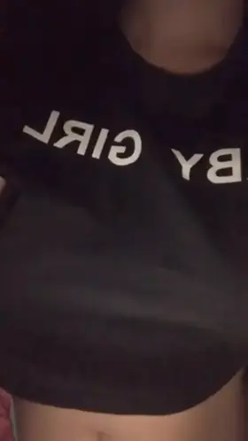 19[F4A ]Arrows up upv*te that 3 nudes in ur dms instantlySC: miastrix