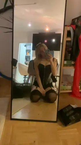 do you like corsets?