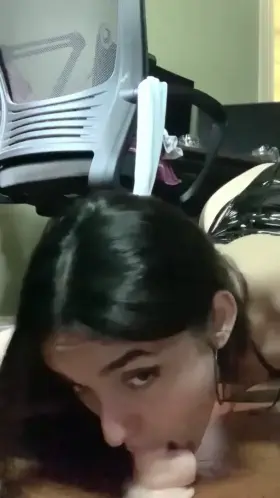 Slut puppy 🐶 🦴