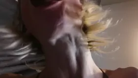 So fucking HUNGRY let me eat!