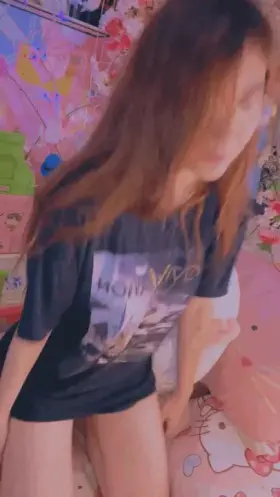 Who wants to play some Civ V and then fuck me relentlessly after?