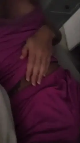 (F)(41) this is what happens when I read your messages 😍