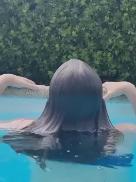 Je profite de la piscine