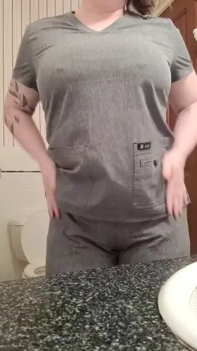 Hi, I'm Kouvr. I'll be your nurse for the night 😉