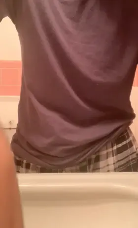 I easily get distracted when brushing my teeth;)