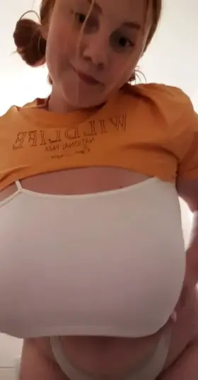 Anybody else love waking up to curvy, big tit girls?