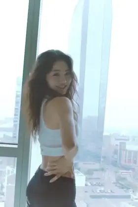 Hwang Seung-Un 031534590