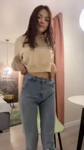 quick undress with magic chair