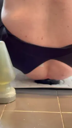 Stretching is bliss! Who loves a blown out hole?