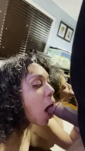 My first time getting a facial by another guy infront of hubby 💦 lol Im kinda shy about this vid 🙆🏽‍♀️😇