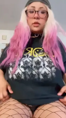 Egirl tits are extra soft! Wanna feel?