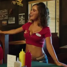 Haley Lu Richardson - Support The Girls