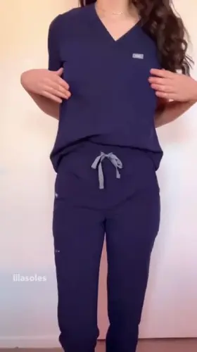 I know everyone likes naughty nurses but what about naughty med students?