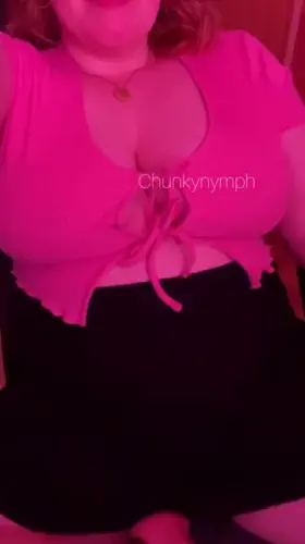 Can you play with my pussy while I play games?