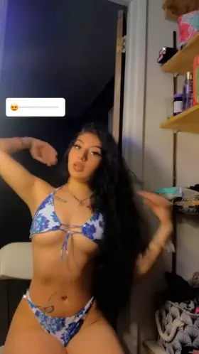 [Reddit She definitely wants to be jerked to