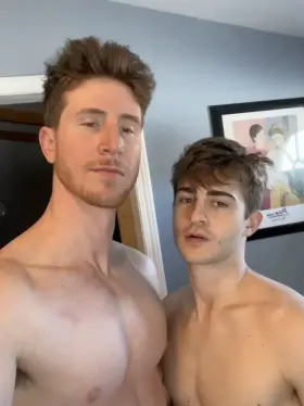 we’re not irish but you can watch us kiss anyways 🍀