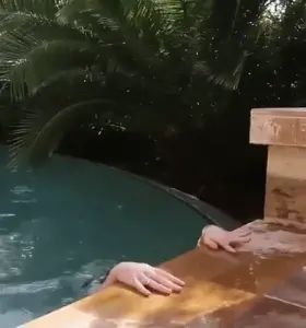 Ohhh hi there (NSFW)