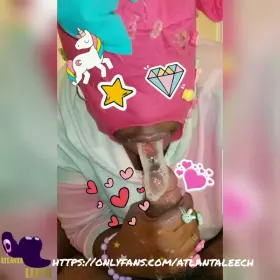 Daddy plz put ur dick in my candy fuk mouth I wanna be ur slut