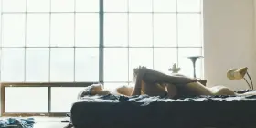 Natalie Krill and Erika Linder in 'Below her mouth' (2016)