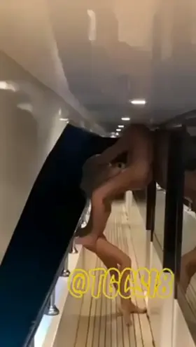 The head must be better in the elevated position 😂