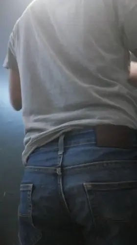 Getting ready for a date😉22 btm