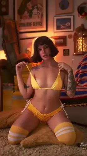 I don’t mind being a petite fuckdoll