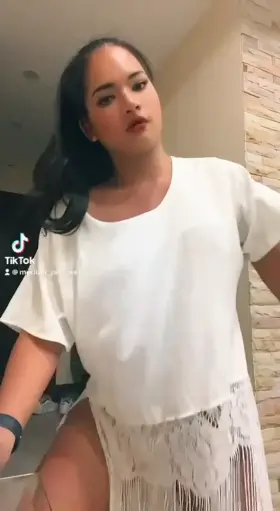 I'm plugged and looking for a (f)ace to sit on