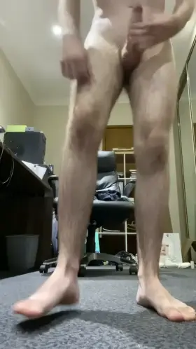 Who’s gonna give me their gf to stretch out and cum on? 😈😏 sound on to hear me moan, cumshot at the end 🥴 dms open hmu