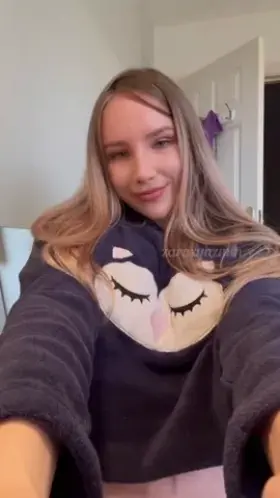 Can I interest you in some barely legal 18 year old nipples to suck on? 💗