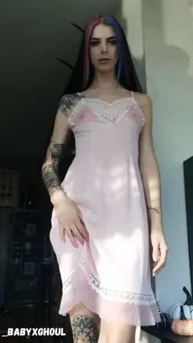 I'm back! 6[F]t tall and stripping for y'all 😄💕