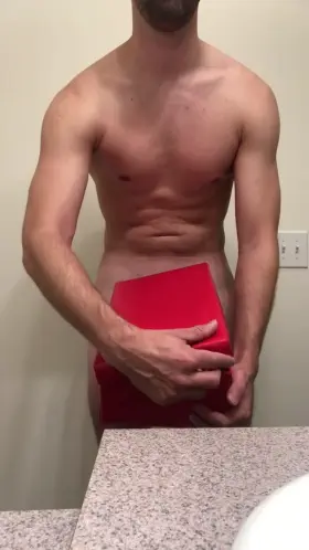 Hi, I got you an early Christmas gift 🎅🏻🎁