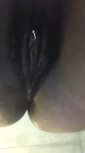 ass and pussy are both fat, which do you wanna fill first?