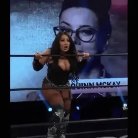 Mandy Leon got so thicc 🤤