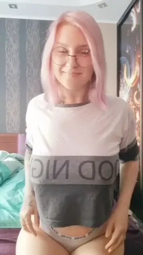 I'm 22 girl and it's my thick body, can I drop my titts on your face?