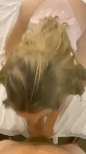 22 years old 💜 sexting 24/7 💜dick ratings 🍆 custom videos 💜 daily posts always uncensored