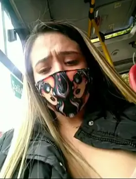 Horny Babe M@sturabting in Public Transport Squirting all along over Seats.. Her Thick Pu$$y Dripping water all over.. Some how she manages to Hide her act from Seeing By Others