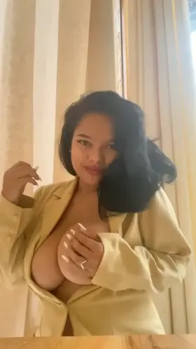 I would've thought that my tits wanna drop out that much after the night shift :)