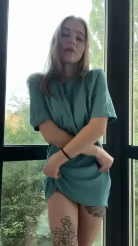 I’m just 4’6 but this ass will make your cock explode