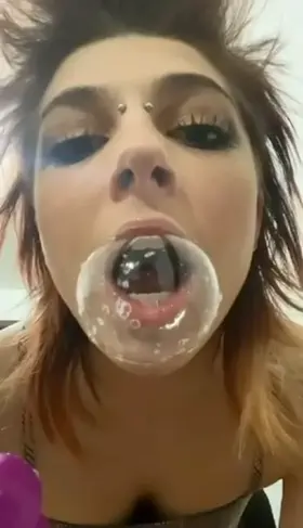 Who else loves spit 🫧🫧