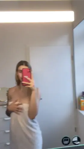 Any volunteers to creampie me? Enjoying the view?