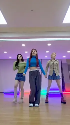 Dreamcatcher & (G)I-DLE - Handong , Shuhua , Yuqi