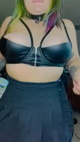 A little titty bounce to end the night