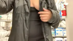 would you go shopping with me😝