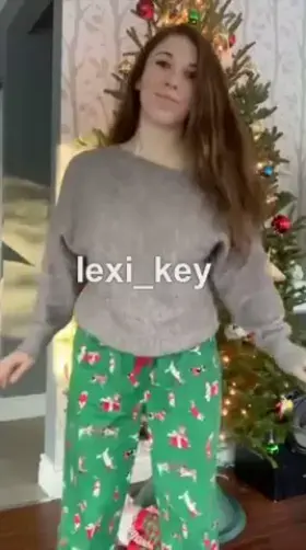 Don’t miss my Christmas countdown special! ☃️🎄❄️1 month SUB for 50%OFF (only $3.50)! Don’t miss out on daily pics/vids, full nudity, roleplay, and lingerie🔑 Solo, B/G, and custom content (for tips!)😈🍑💦! Come and chat with me for FREE so I can get to know you!😘💋🎁