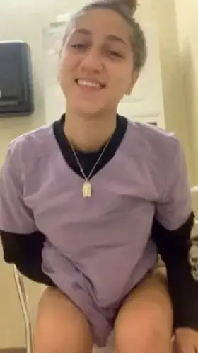 Little bit horny rn 👅💦